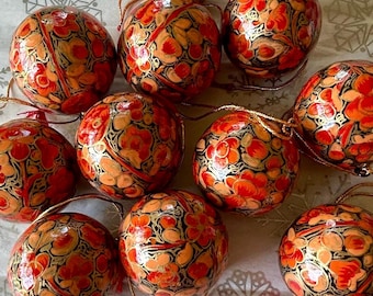 Hand Painted Papier-Mâché Christmas Bauble: Orange & Gold Kashmir Ornament