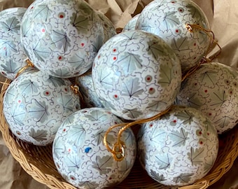 Handmade Papier-Mâché Christmas Ball Ornament: Silver, White & Red, Indian Floral Design