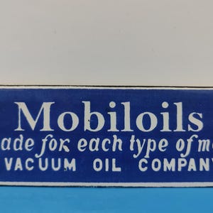 Vintage MOBILOILS VACUUM MOTOR Oil Porcelain Enamel Metal sign 7&quot; X 3&quot; Inch