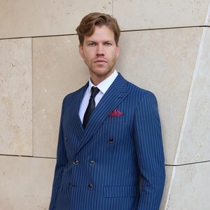 Double Breasted Slim Fit Navy Blue Striped Men&#39;s Suit