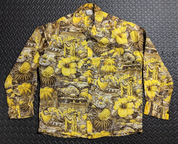 Vintage Hawaiian Shirt. Aloha 1940's to 50's Mid C