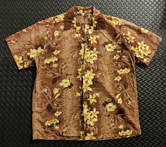 Vintage 1950s Kamehameha Men's Floral Hawaiian Shi