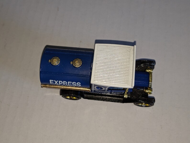 Vintage MATCHBOX Toy Car Express Dairy 1970s Made in England Antique Metal Car Model Models of Yesteryear