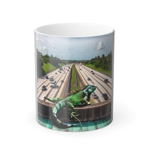 Taza que cambia de color - Iguana junto a la Interestatal de Florida