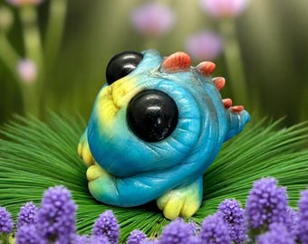 Cute Dragon Figurine, Baby Dragon Gift, Creepy Cute Decor, Fantasy Miniature, Dragon Desk Buddy, Tea Pet, Weird Gift, Polymer Clay Art