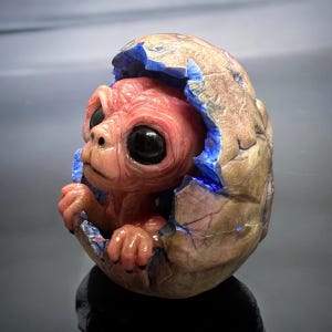 Handmade Alien Figurine, Polymer Clay Sci-Fi Geek Gift, Mythical Creature Sculpture, Creepy Cute Art, Galaxy Monster, Collectible Gift