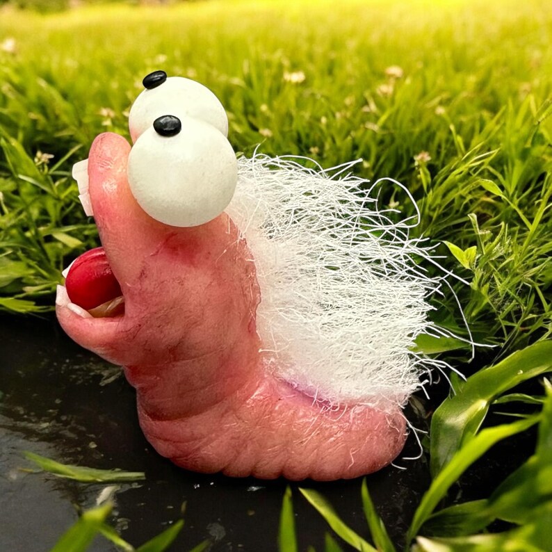 Creepy Worm Figurine, Handmade Fantasy Creature Sculpture, Articulated Fairy Spirit, Funny Garden Decor, Zen Garden, Collectible Figurine image 3