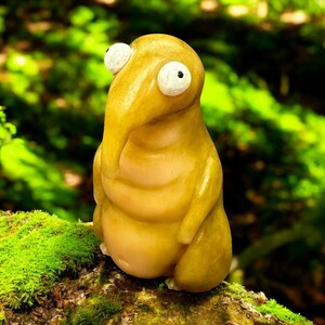 Monstre mignon effrayant, animal de compagnie fait main de thé en pâte polymère, créature miniature de dessin animé, copain de bureau génial, art d'étagère original, figurine de fée fantastique