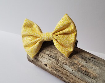 Bold Yellow and White Bow Tie for Larger Dogs - Easy Velcro Attachment, XX-Large Size