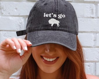 Embroidered Vintage Buffalo Baseball Cap: Retro Game Day Hat