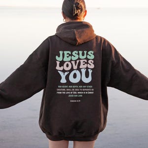 Felpa con cappuccio con versetto della Bibbia &quot;Gesù ti ama&quot;, felpa con cappuccio cristiana alla moda per gli amanti di Gesù, felpa religiosa, graziosa felpa con cappuccio di Gesù, felpa con cappuccio oversize con versetti della Bibbia.