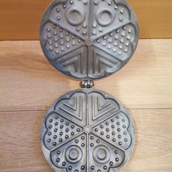 Vintage Gift for Wife Mum Grandma Soviet Waffle Maker, Aluminum Iron Press, Form for Baking Waffle and Cookies USSR 1