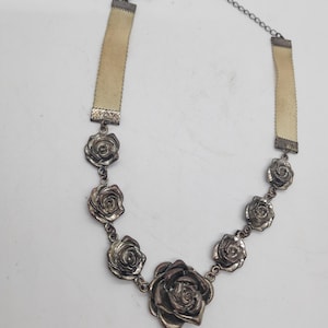 Rose Necklace Silver Tone  Choker Style Vintage jewelry