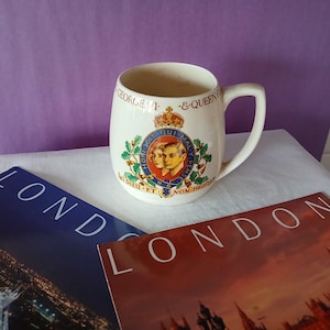 May 1937 Coronation of King George VI and Queen Elizabeth souvenir tea cup