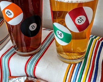 VTG Pool Ball Pint glass set of 2, Mid-Century Barware, 1950s-60s