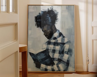 Puede incluir: Una pintura enmarcada de una persona leyendo un libro. La persona lleva una camisa a cuadros y tiene el pelo oscuro. La pintura está hecha en tonos azules y blancos.