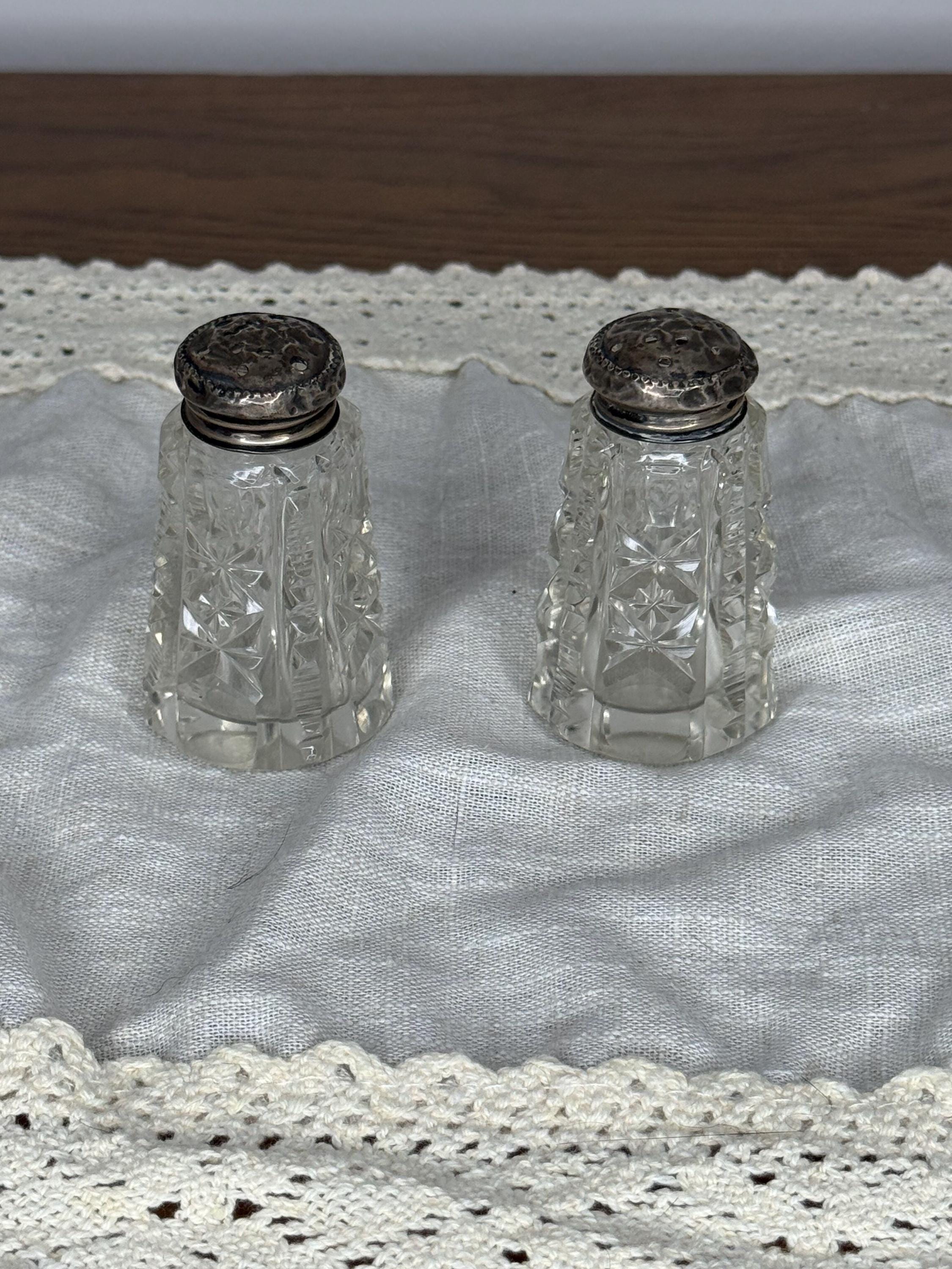 Vintage glass salt and pepper - Etsy 日本