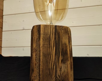 Lampe en bois