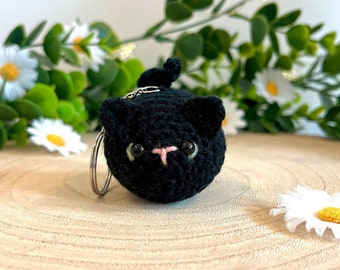 Plump cat key ring, handmade crochet, amigurumi, black cat, lucky charm, kawaii