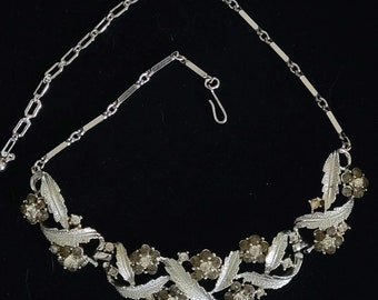 Vintage Floral Necklace, Flower Necklace, Wedding Jewelry, Wedding Necklace, Vintage Style Necklace, Rhinestone, Unsigned