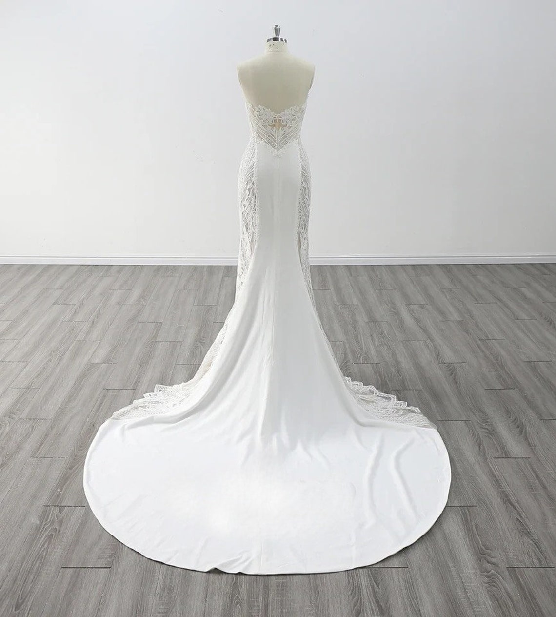 Chloe Bridal Gown (L) main image 0