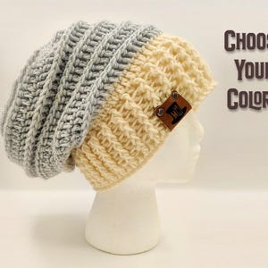 Zweifarbige Strickmütze - handgemachte texturierte Schichten, gerippte Krempe, handgehäkelt, wählen Sie Ihre eigenen Farben, grau und cremefarbene Bienenstock Mütze