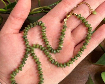 Collier noué à la main en jade russe, collier noué en pierres précieuses, cadeau pour la fête des mères