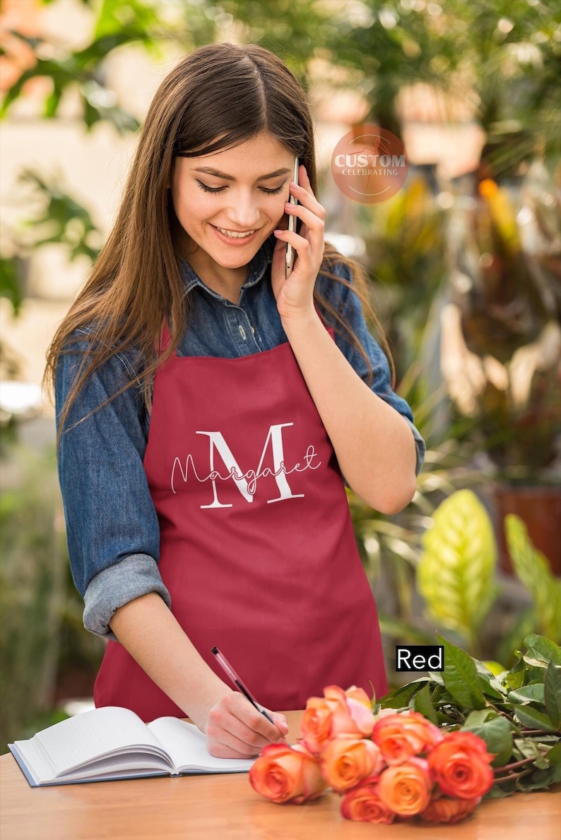 Custom Name Aprons, Personalized Apron, Christmas  Cooking Present For Mom, Garden Florist Wedding Gift, Kitchen Matching Family Cook Gift