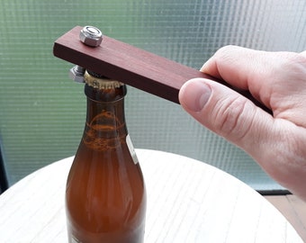 2x Wooden Bottle opener with bolt and nut, leaves the cap intact!