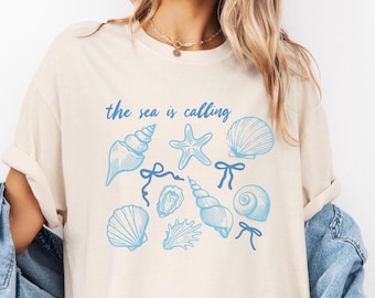 Comfort Colors® Coastal Seashell Shirt Ocean Lover Shirt Aesthetic Beach Shirt Nautical Shell Top Cute Retro Summer Shirt Coquette Bow Shirt