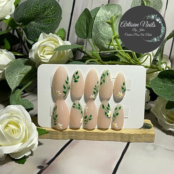 EDELWEISS - Gel Press on Nails - Set of 10 Floral Design Nails - Made to Order - Wedding Nails – Bridal Nails - Bridesmaid - Summer nails