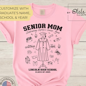 Proud Senior Mom Shirt, Custom Graduation Shirt for Mom, Class of 2025 Proud Mom of Graduate, Personalized Grad Shirt