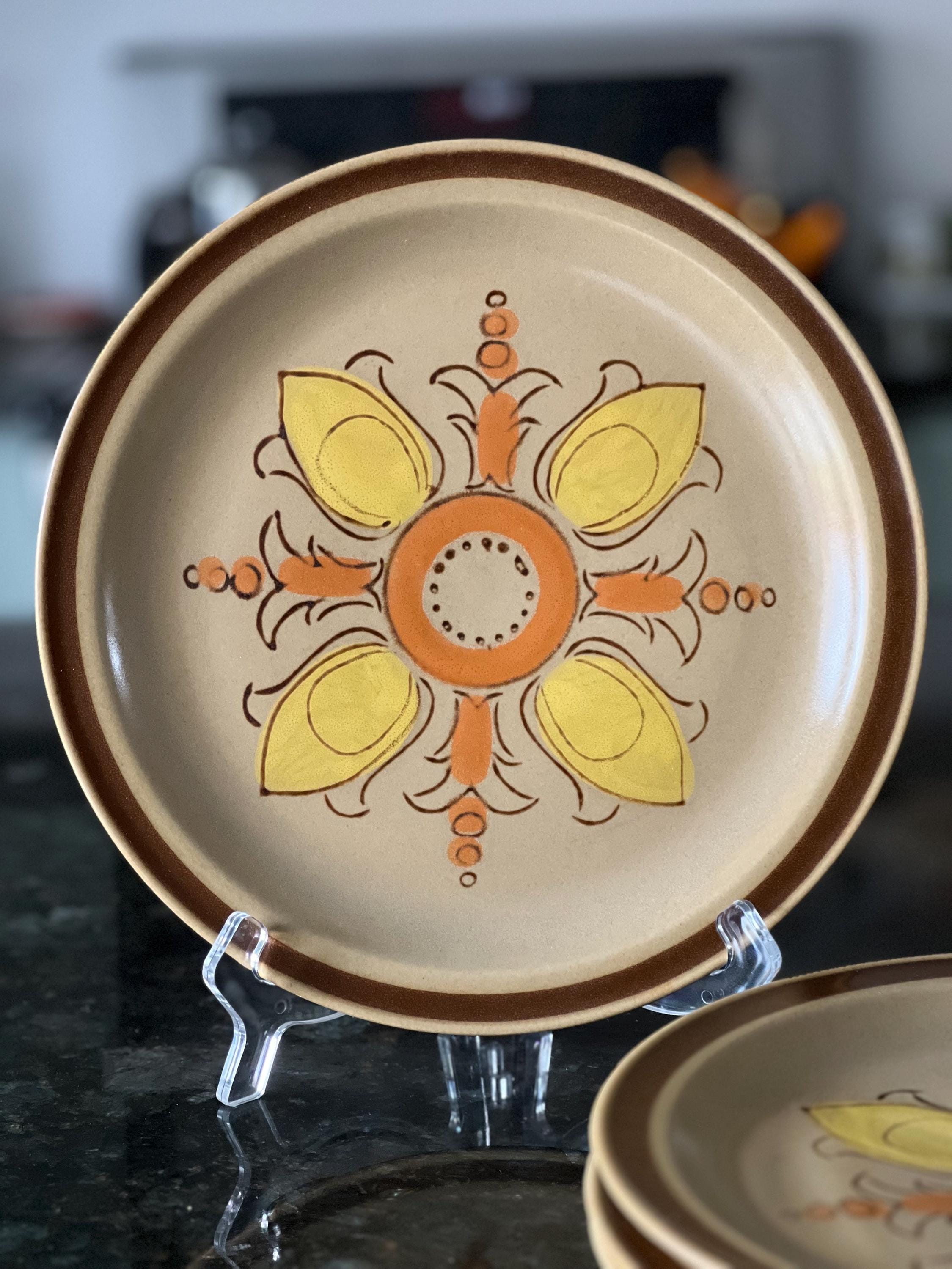 VINTAGE 70's Hearthside Stoneware Fleur De Lis Japan Dinner