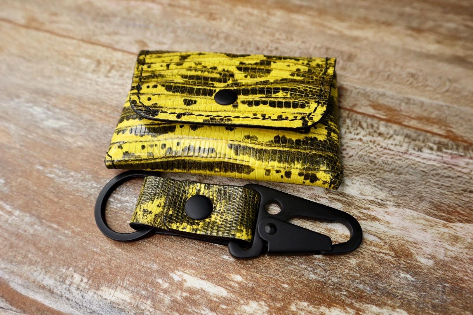 ★you a use★ Wonder wallet (Lizard yellow) Yellow Ring Lizard Snap Wallet - Etsy