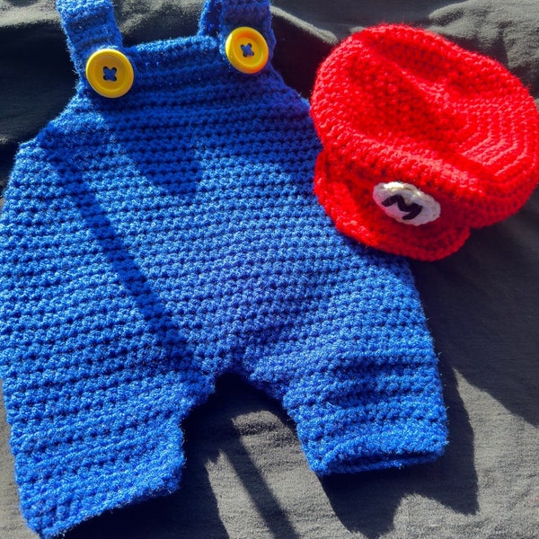 Handmade Crochet Super Mario Baby Romper and Hat, Baby Mario Costume, Nintendo New Born Gift, Made to Order Crocheted Baby Clothes