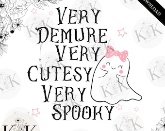 Könnte beinhalten: Ein schwarz-weißes Grafikdesign mit einem Geist mit einer rosa Schleife und dem Text "Very Demure Very Cutesy Very Spooky".