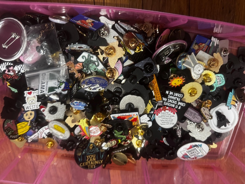 3.5+ Pounds Button & Pin Collection Variety Lot - Etsy