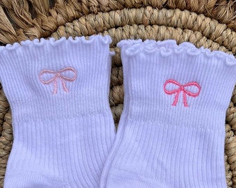 Embroidered pink bow crew socks, coquette crew socks, bow crew socks, ribbon crew socks, girly socks, trendy socks, dainty bow, dainty bow