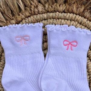 Embroidered pink bow crew socks, coquette crew socks, bow crew socks, ribbon crew socks, girly socks, trendy socks, dainty bow, dainty bow