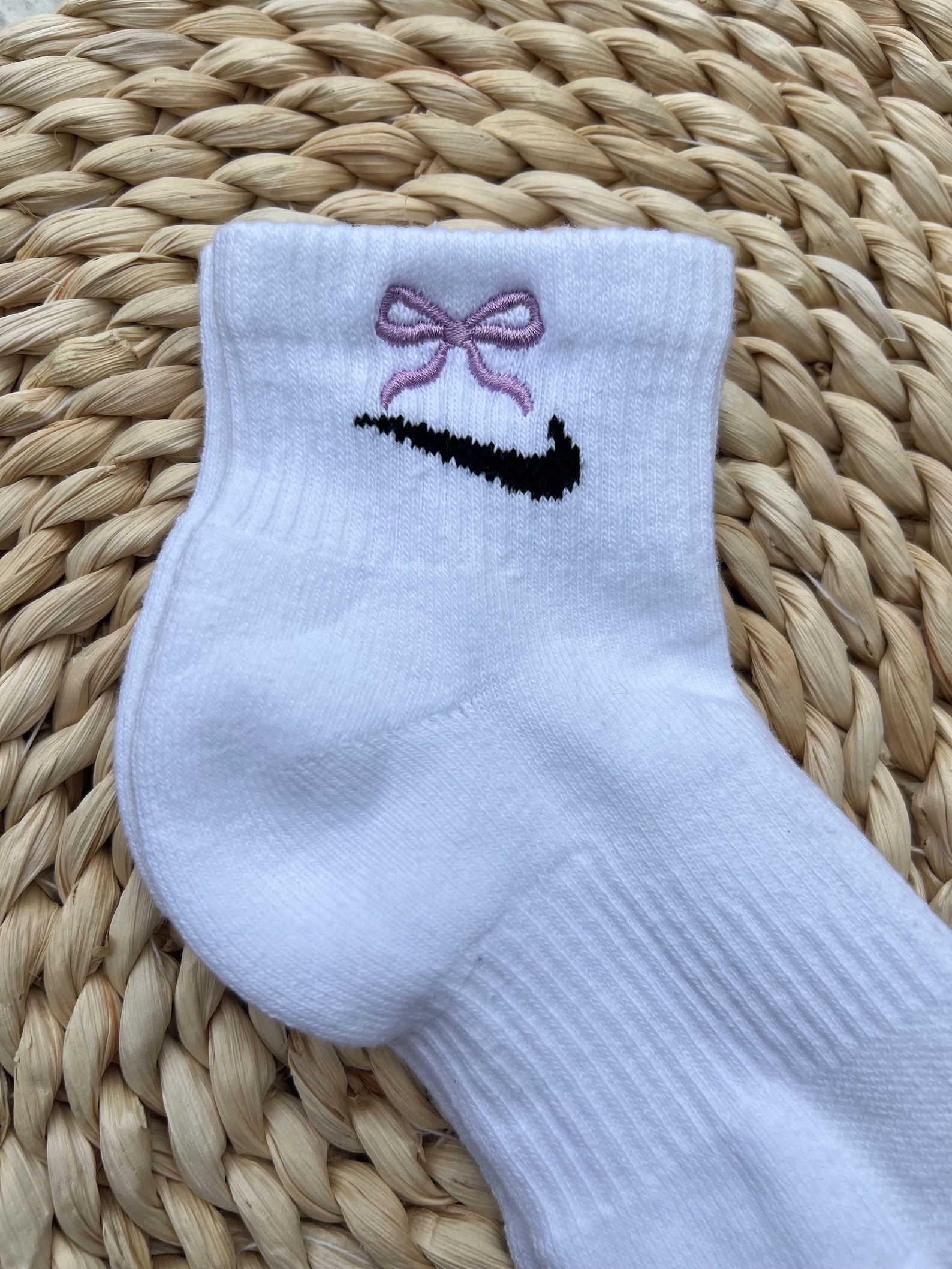 Embroidered Purple Bow Ankle Socks: Trendy Girly Socks - Etsy