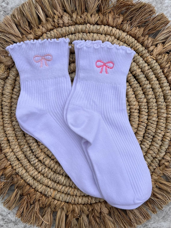 Embroidered pink bow crew socks, coquette crew socks, bow crew socks, ribbon crew socks, girly socks, trendy socks, dainty bow, dainty bow