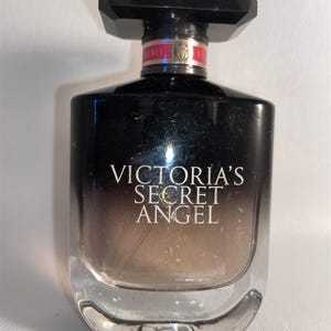 Victoria&#39;s Secret Dark Angel Perfume 1.7 Oz EDP Spray Eau de Parfum 50 ML