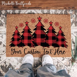 Personalized Christmas Doormat, Custom Buffalo Plaid Tree Welcome Mat, Holiday Porch Decor, Rustic Farmhouse Entry Rug, Xmas Gift