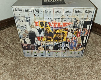 The Beatles Anthology, Box Set, 8 VHS Tapes, 1996 Apple Records - Etsy