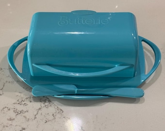 Butterie Butter Dish with Lid & Spreader | Aqua Blue Countertop Butter Keeper | No Refrigeration Butter Container | Kitchen Gadget Gift