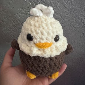 Gehäkelte Chunky Adler Amigurumi Plushie Handmade Stofftier