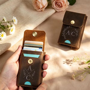 Personalized Genuine Leather RFID Card Holder – Custom Engraved Crazy Horse Leather Wallet, Slim Automatic Card Case, Minimalist Men’s Card
