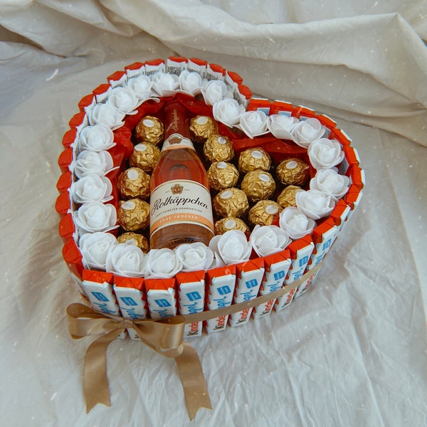 Kinder Schokolade, Ferrero Rocher, Rotkäppchen Sekt, Herzform für Muttertag, Valentinstag, Geburtstag, Frauentag, Verlobung, Hochzeit usw.