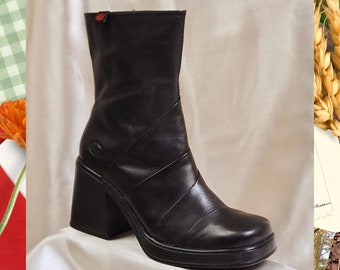 Y2k chunky black leather ankle boots