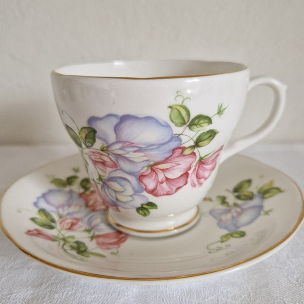 Vtg. Healacraft, Sweet Pea, tea set, tea cup and saucer, perfect, colorful floral.